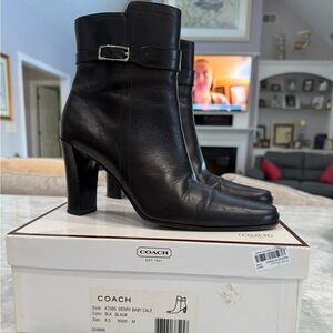 Coach Gerry Baby Calf Women's Black Heeled Leather Boots. With Box Size 8